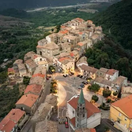 Hilltop 2-br With Sea Views, Terrace & Garden Apartment Dogliola