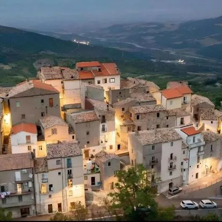 Hilltop 2-br With Sea Views, Terrace & Garden Dogliola