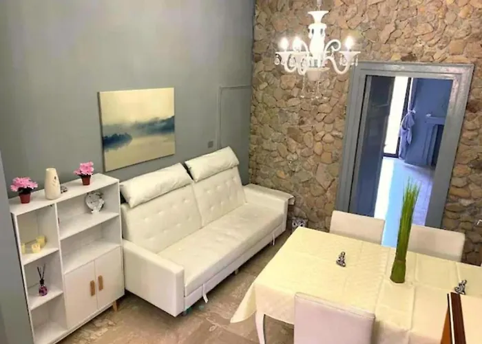 Hilltop 2-br With Sea Views, Terrace & Garden Appartement Dogliola