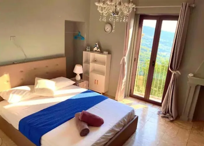 Hilltop 2-br With Sea Views, Terrace & Garden Dogliola