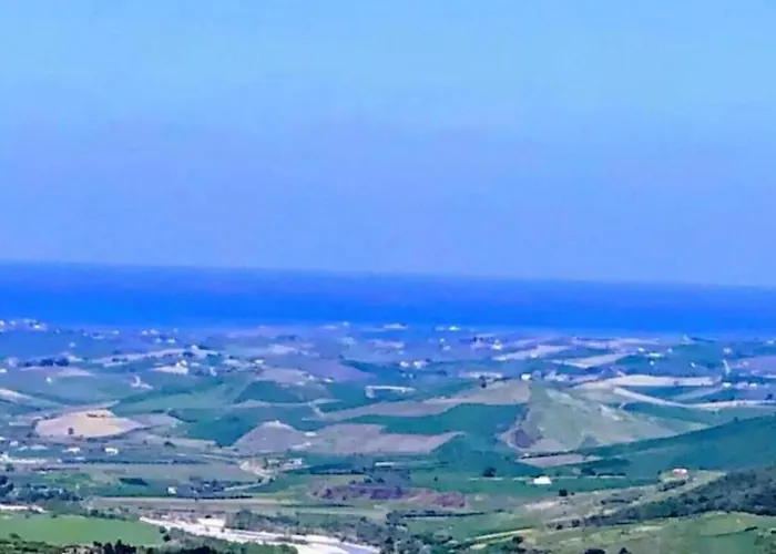 Hilltop 2-br With Sea Views, Terrace & Garden Appartement Dogliola